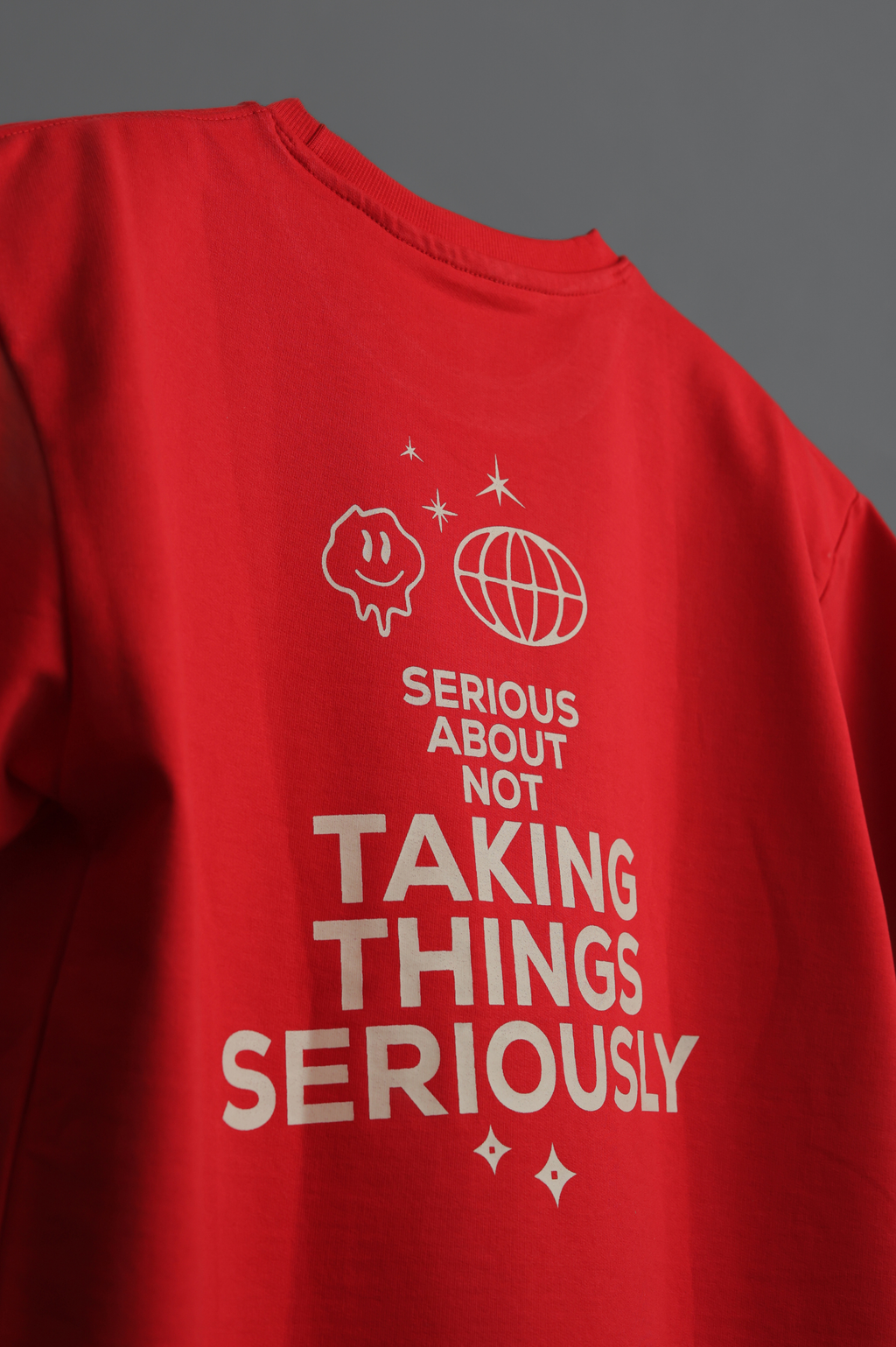 Not Taking Things Seriously Oversized T-shirt Red